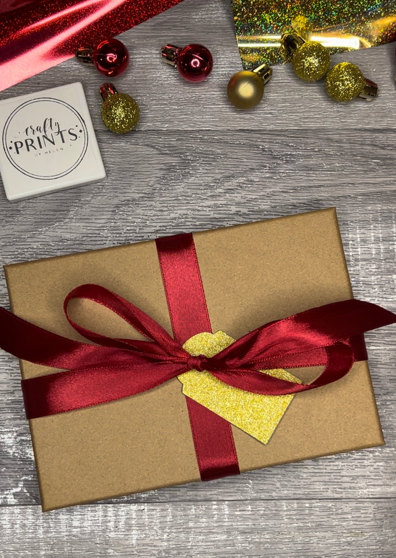 Luxury Christmas hat design  scratch card & coin gifting set